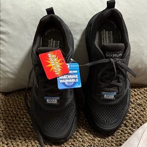 Skechers Men's Black Athletic Shoes